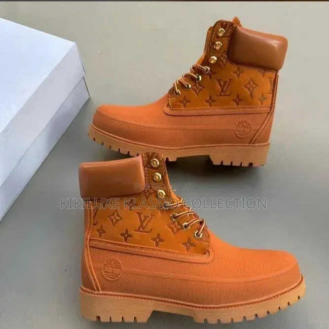 Timberland/Combat Boots