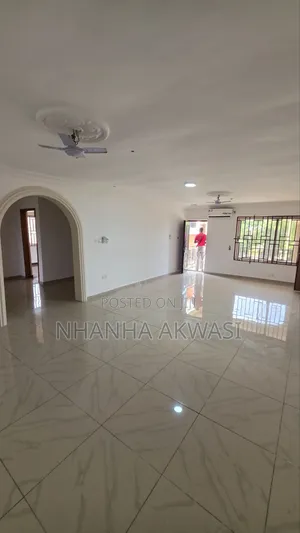 2bdrm Apartment in Spintex, Sakumono for rent