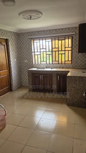 2bdrm Apartment in Spintex, Sakumono for rent