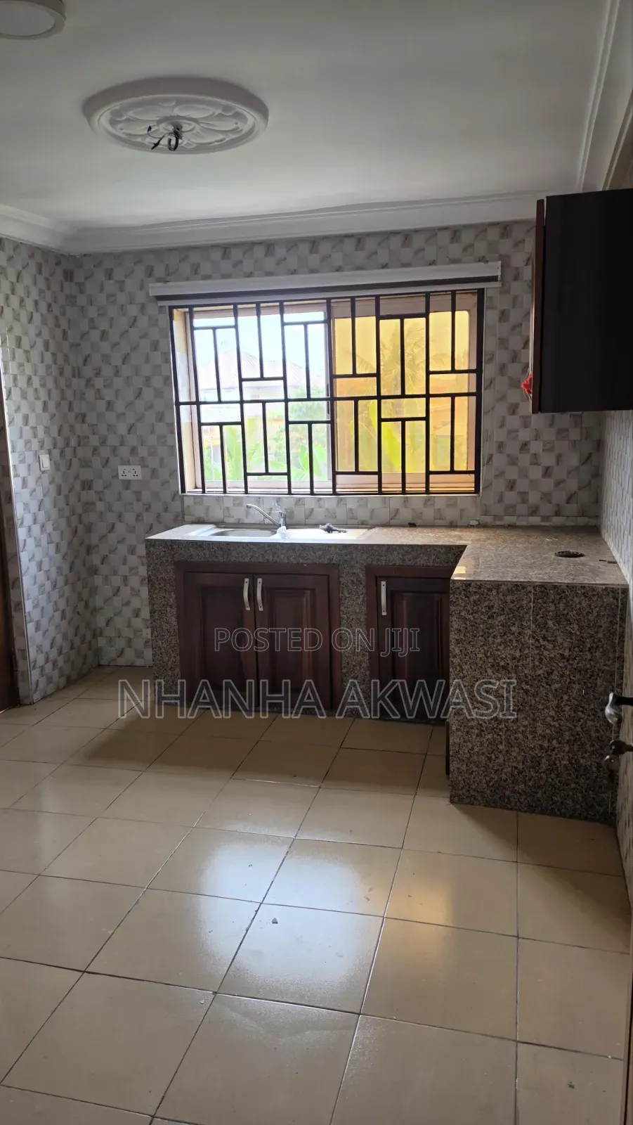 2bdrm Apartment in Spintex, Sakumono for rent