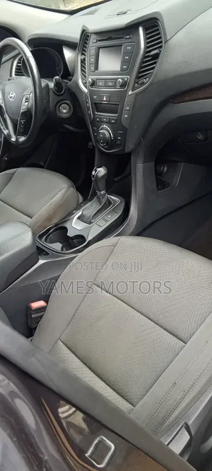Hyundai Santa Fe 2016 Gray