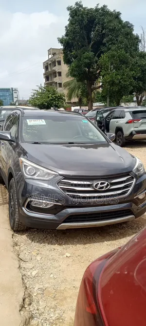 Hyundai Santa Fe 2016 Gray