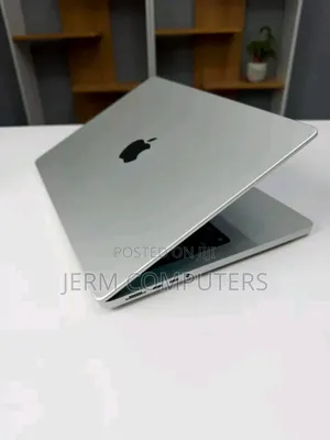 New Laptop Apple MacBook Pro 2024 M4 16GB Apple M4 SSD 512GB