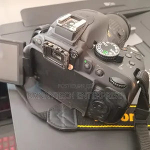 Nikon 5200D