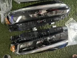 Honda Civic 2022 2023 2024 2025 Headlight Pair