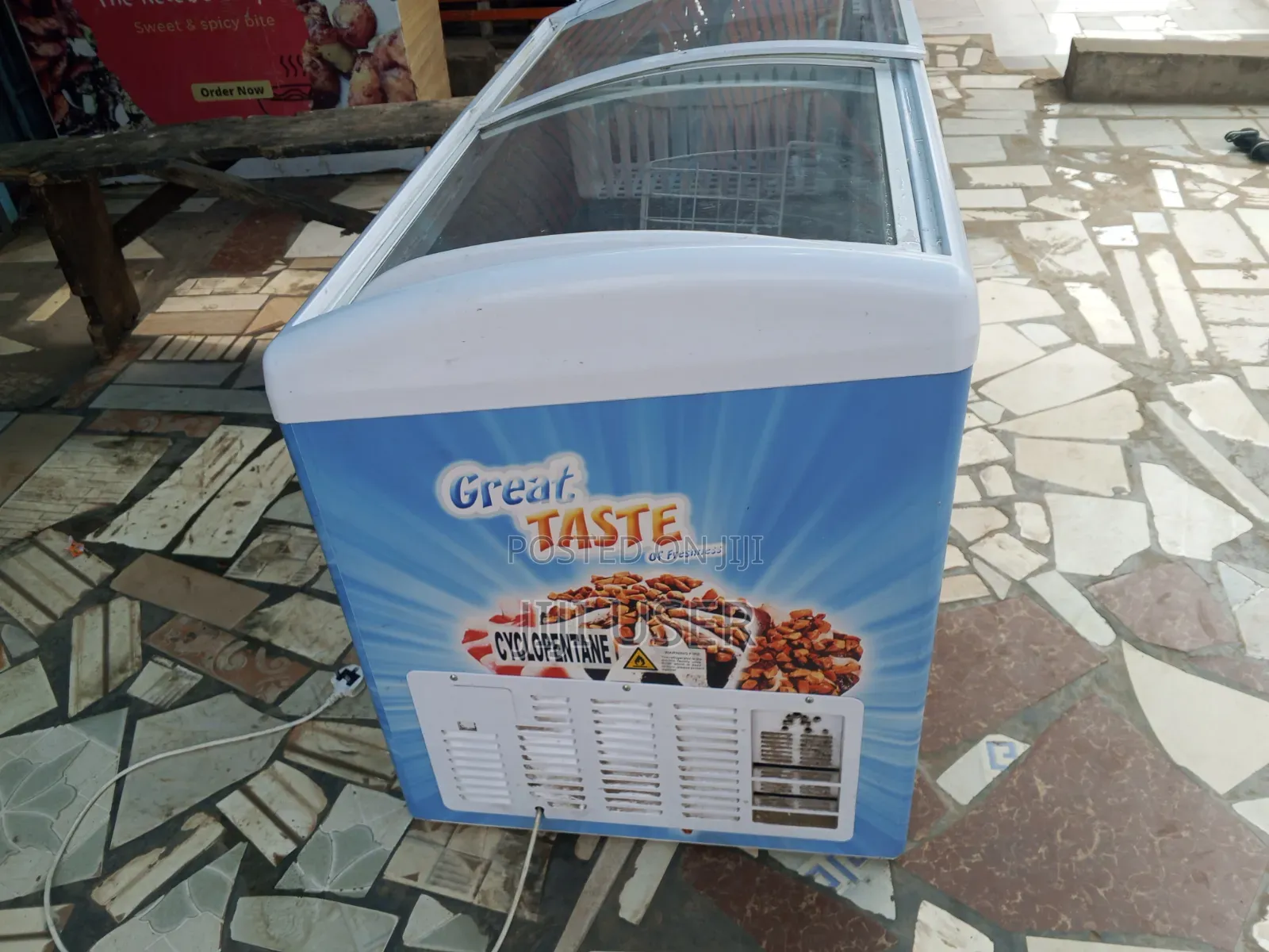 Display Chest Freezer