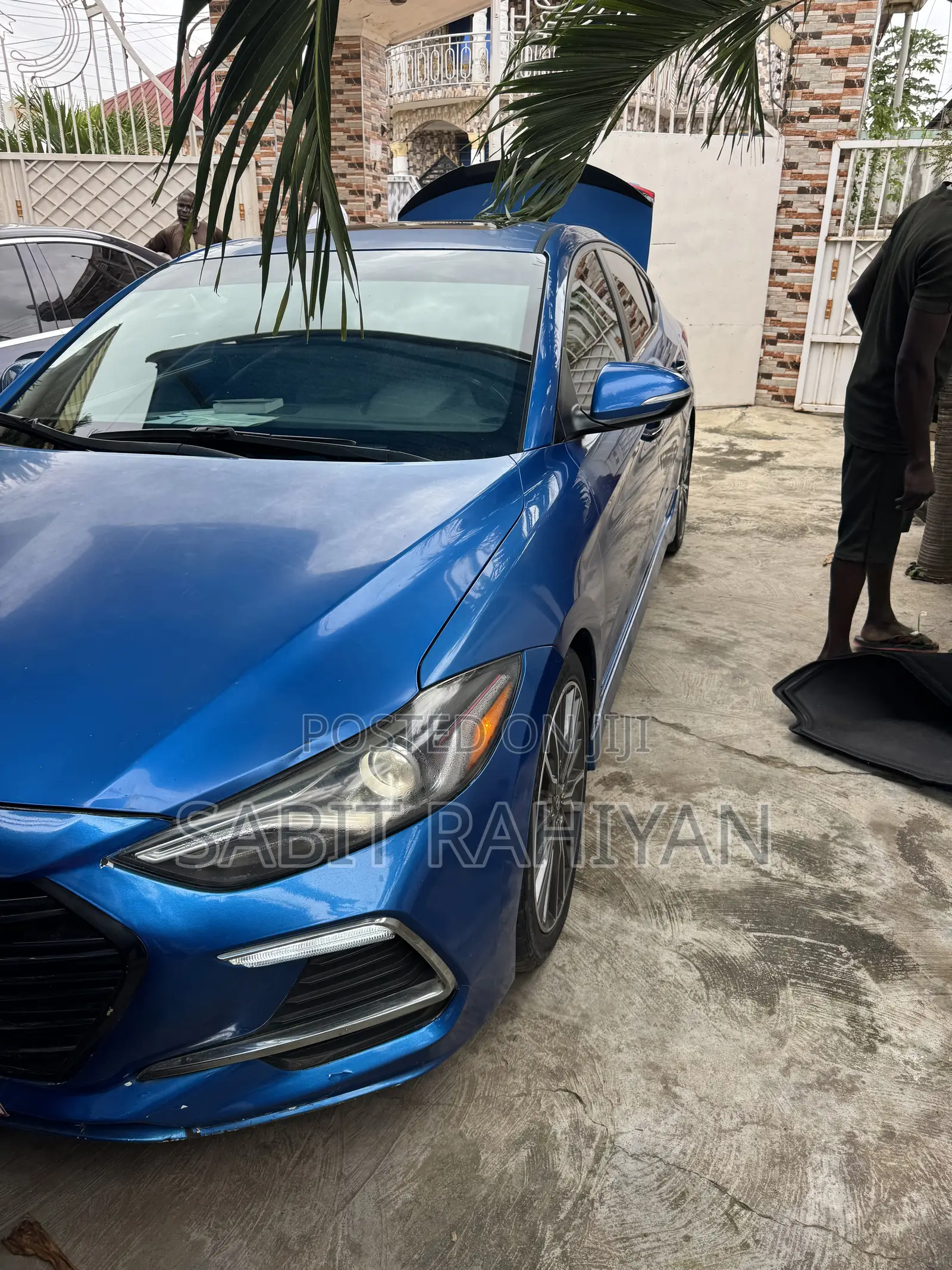 Hyundai Elantra SE Sedan FWD (2.0L 4cyl 6M) 2017 Blue