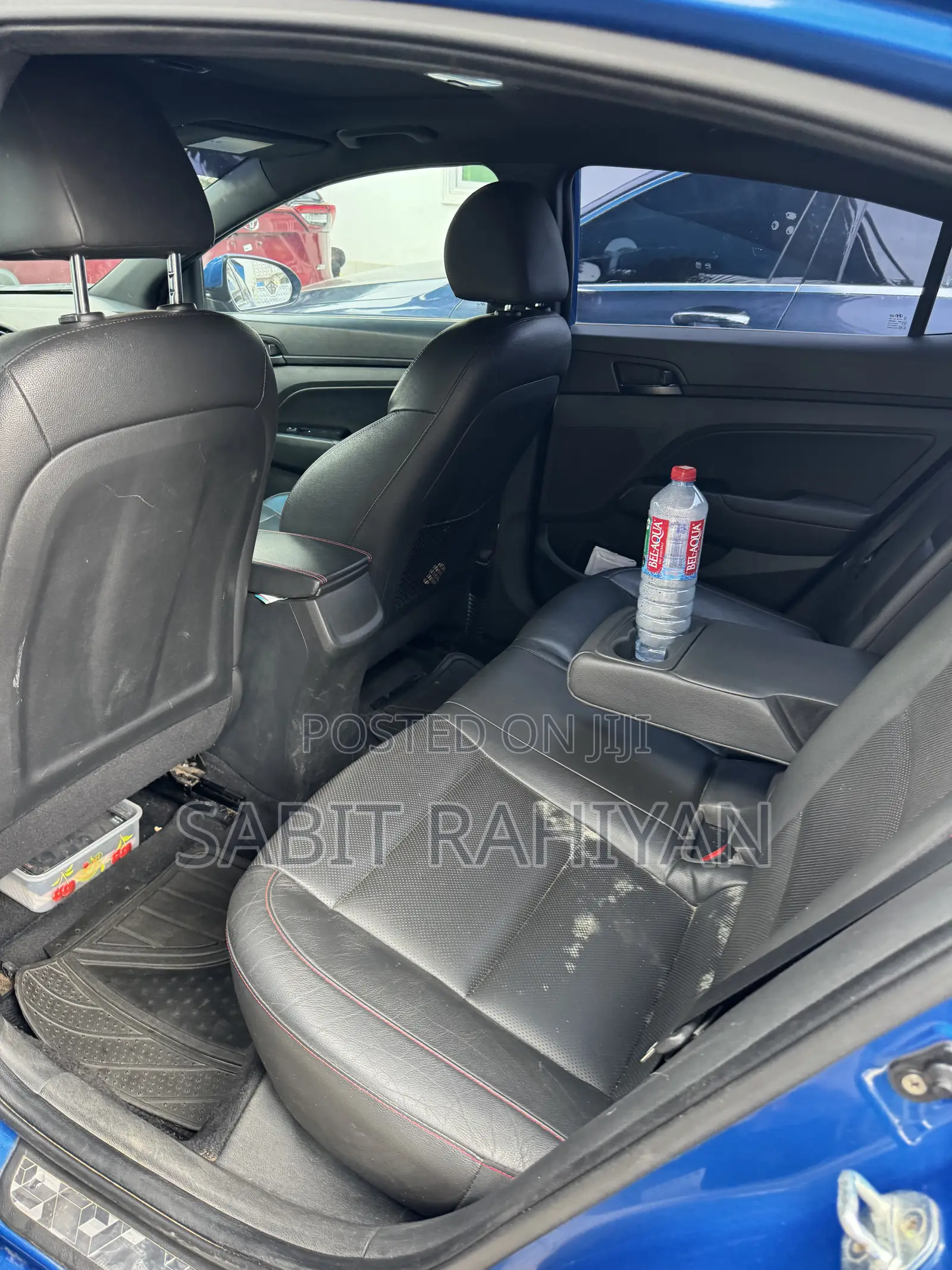 Hyundai Elantra SE Sedan FWD (2.0L 4cyl 6M) 2017 Blue