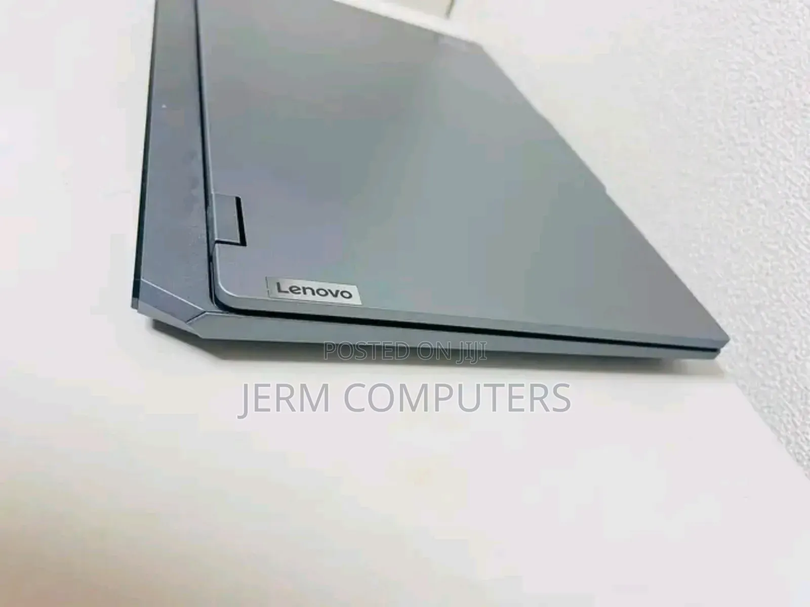 New Laptop Lenovo LOQ 15ARP9 16GB AMD Ryzen 7 SSD 1T