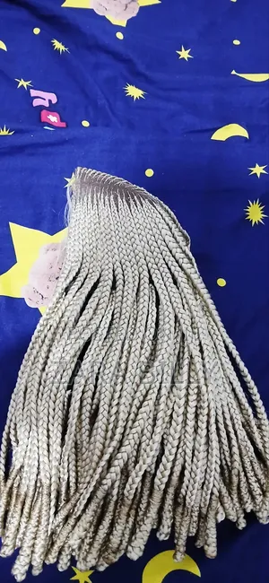 Brand New Short Blonde Wig – Quick Sale in Kumasi