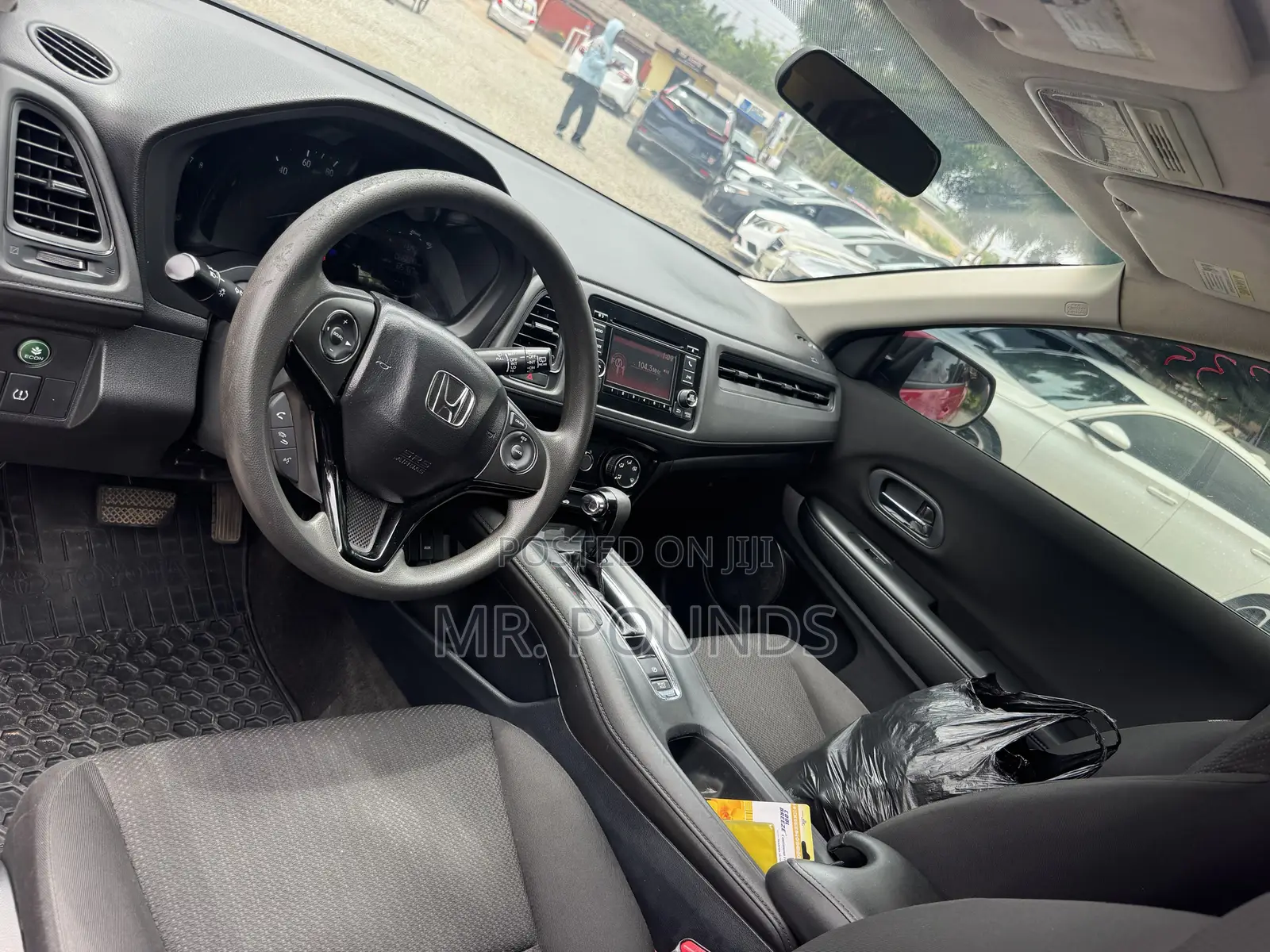 Honda HR-V 4dr SUV (1.5L 4cyl CVT) 2016 Red