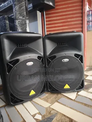 Behringer Eurolive B615D Active PA Speakers