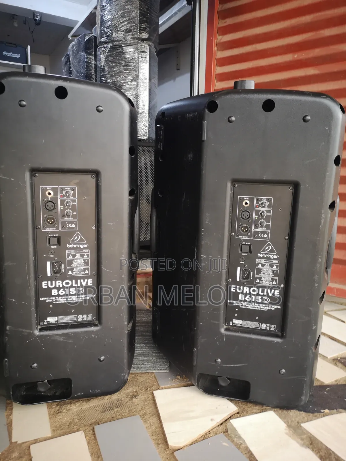 Behringer Eurolive B615D Active PA Speakers