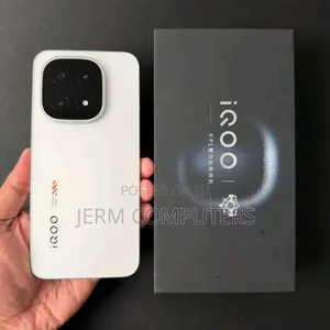 New Vivo iQOO 15 256 GB White