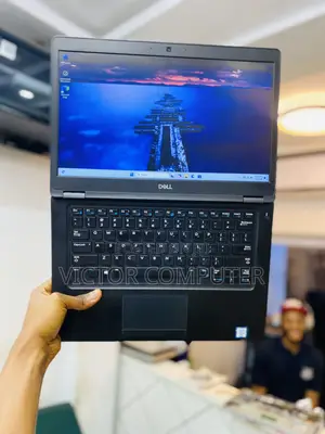 Laptop Dell Latitude 5491 8GB Intel Core i5 SSD 256GB