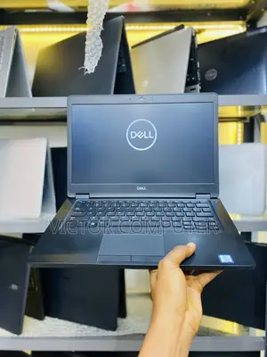 Laptop Dell Latitude 5491 8GB Intel Core i5 SSD 256GB