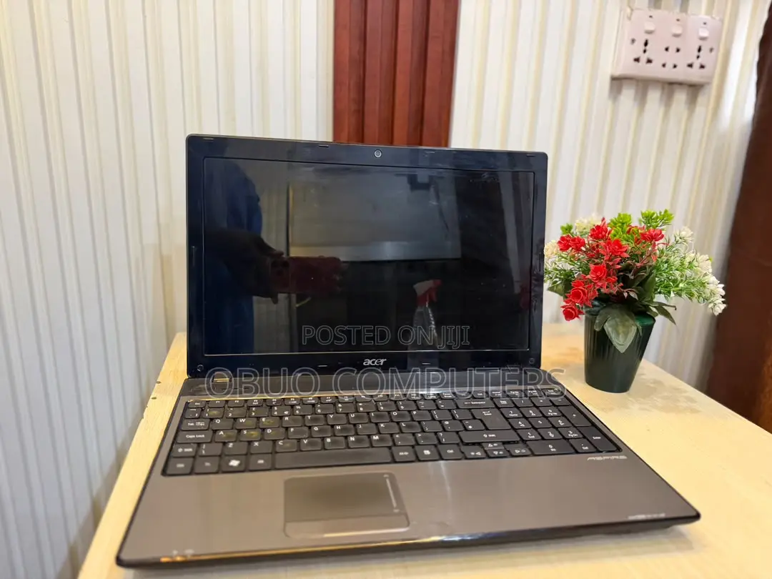 Laptop Acer Aspire 5741 4GB Intel SSD 128GB