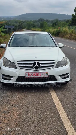Mercedes-Benz C300 2014 White
