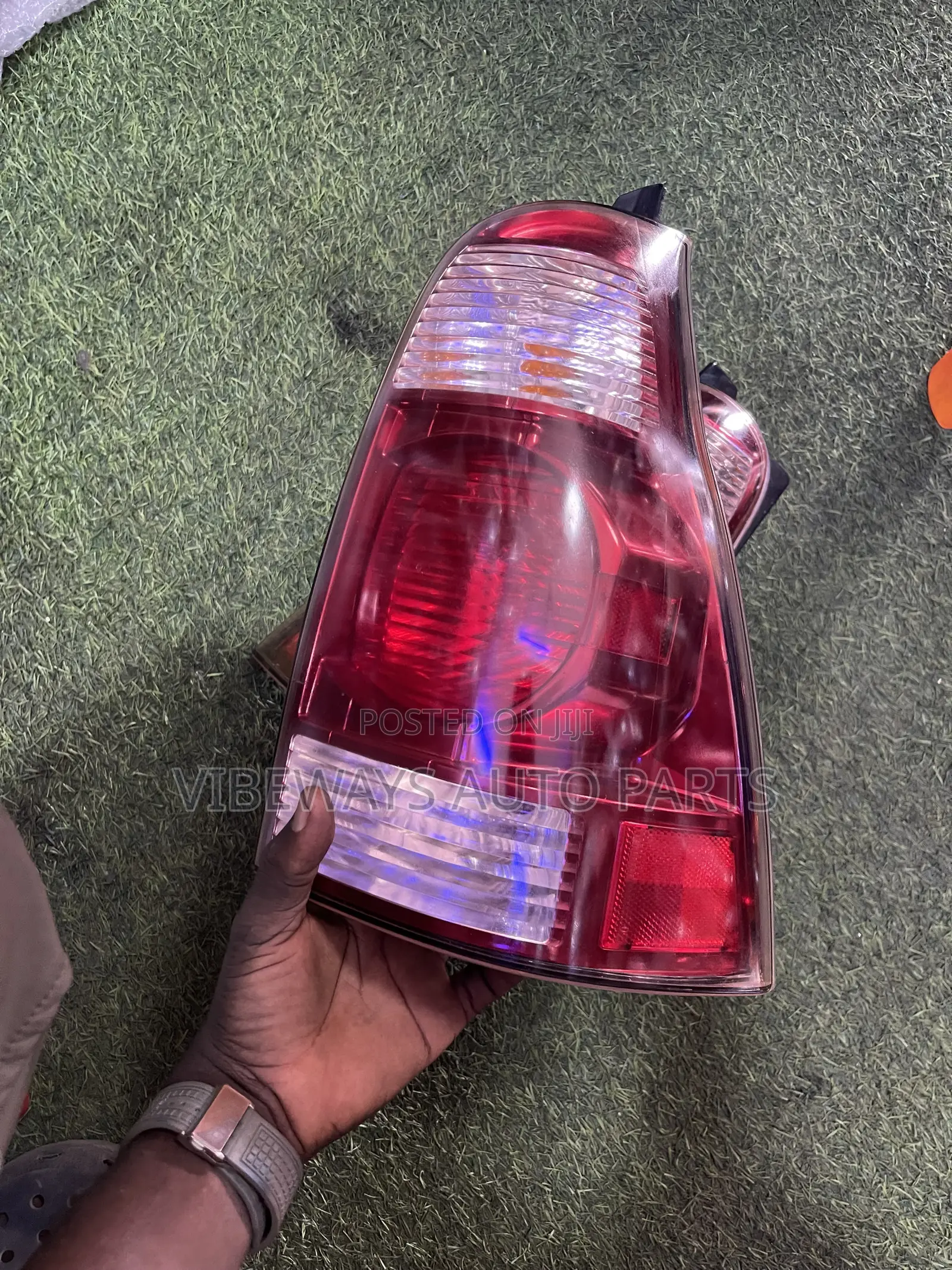 Toyota 4Runner 2003-2005 Taillight Original Pair
