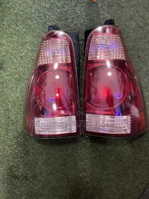 Toyota 4Runner 2003-2005 Taillight Original Pair