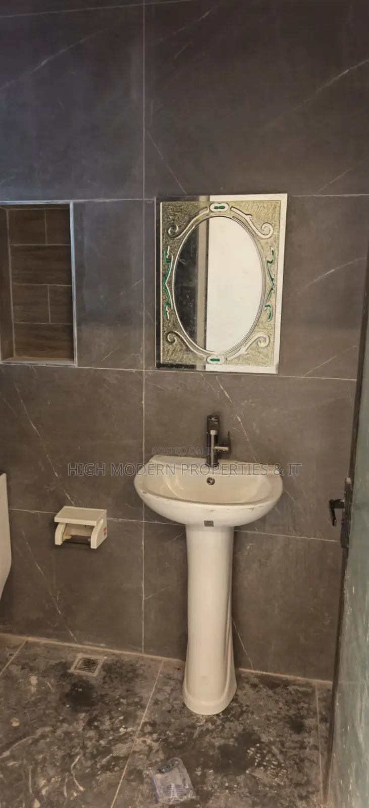 2bdrm Apartment in Kwabenya Abuom for rent