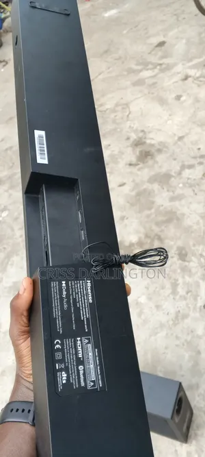 Hisense Hs2100 Soundbar and Woofer