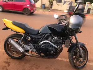 Honda CB 2006 Black