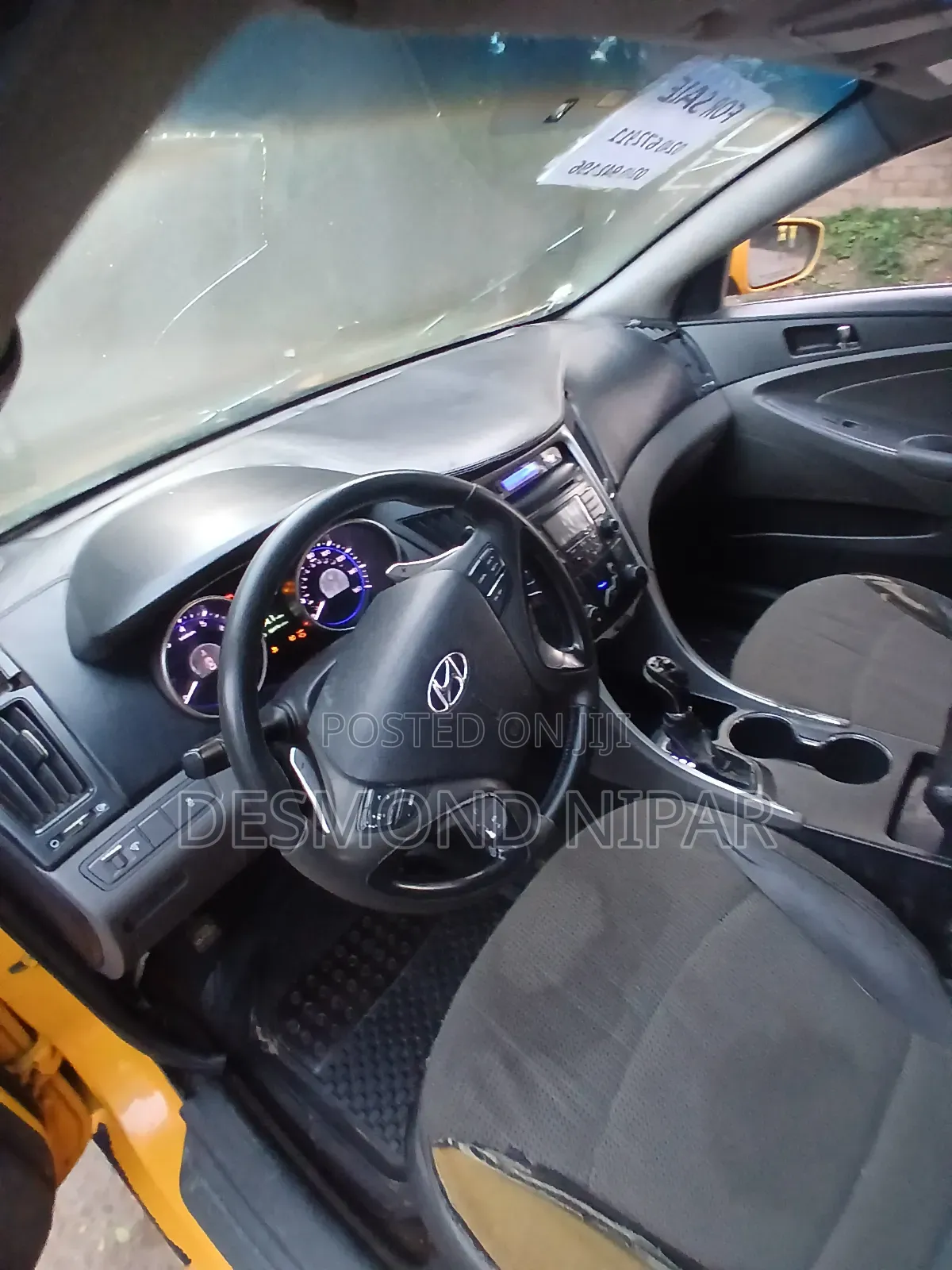 Hyundai Sonata 2012 Yellow