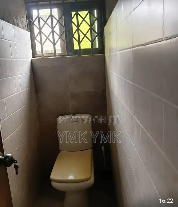Monthly Short Stay Apartment at Amasaman Stadium Junction