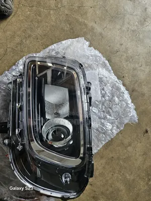 Hyundai Venue Headlight (One Side)