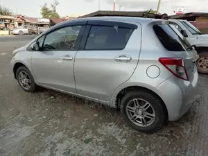 Toyota Vitz 1.3 AWD 5dr 2013 Silver