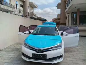Toyota Corolla 2020 White
