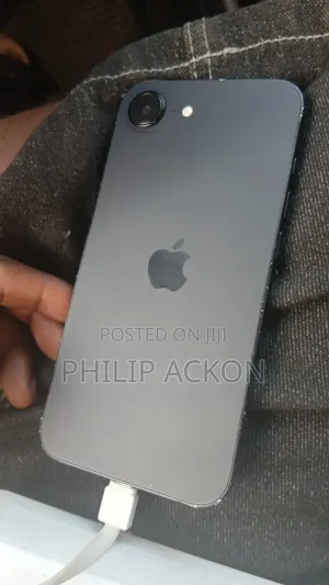 Apple iPhone 16e 128 GB Gray