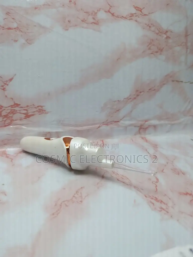 Rechargeable Luminous Electric Ear Wax Remover With LED Light