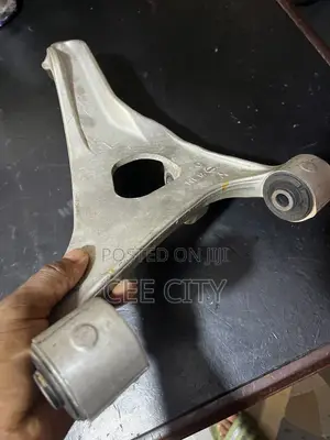 Mitsubishi Outlander 2022-2025 Back Upper Arm