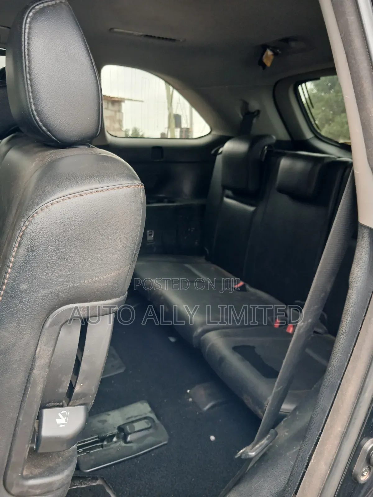 Toyota Highlander LE 4x4 V6 (3.5L 6cyl 8A) 2018 Black
