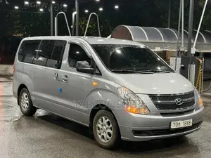 Hyundai H300 2015 Silver