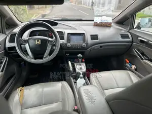 Honda Civic 1.4 2009 Gray