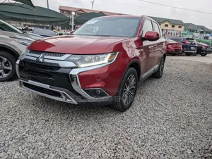 Mitsubishi Outlander SE AWC 2017 Red