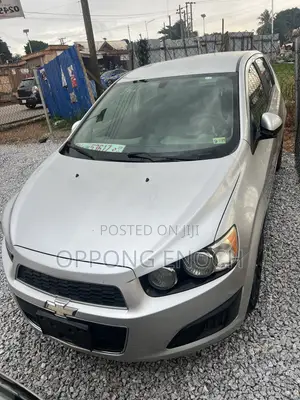Chevrolet Sonic LT 2016 Gray