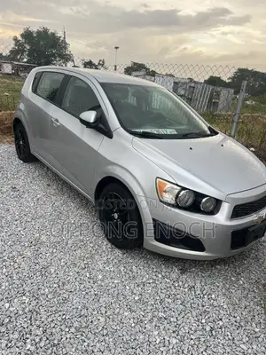 Chevrolet Sonic LT 2016 Gray
