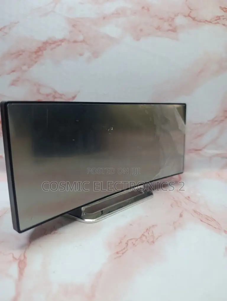 Curved LED Alarm Clock With Temperature Display, Adjustable Brightness