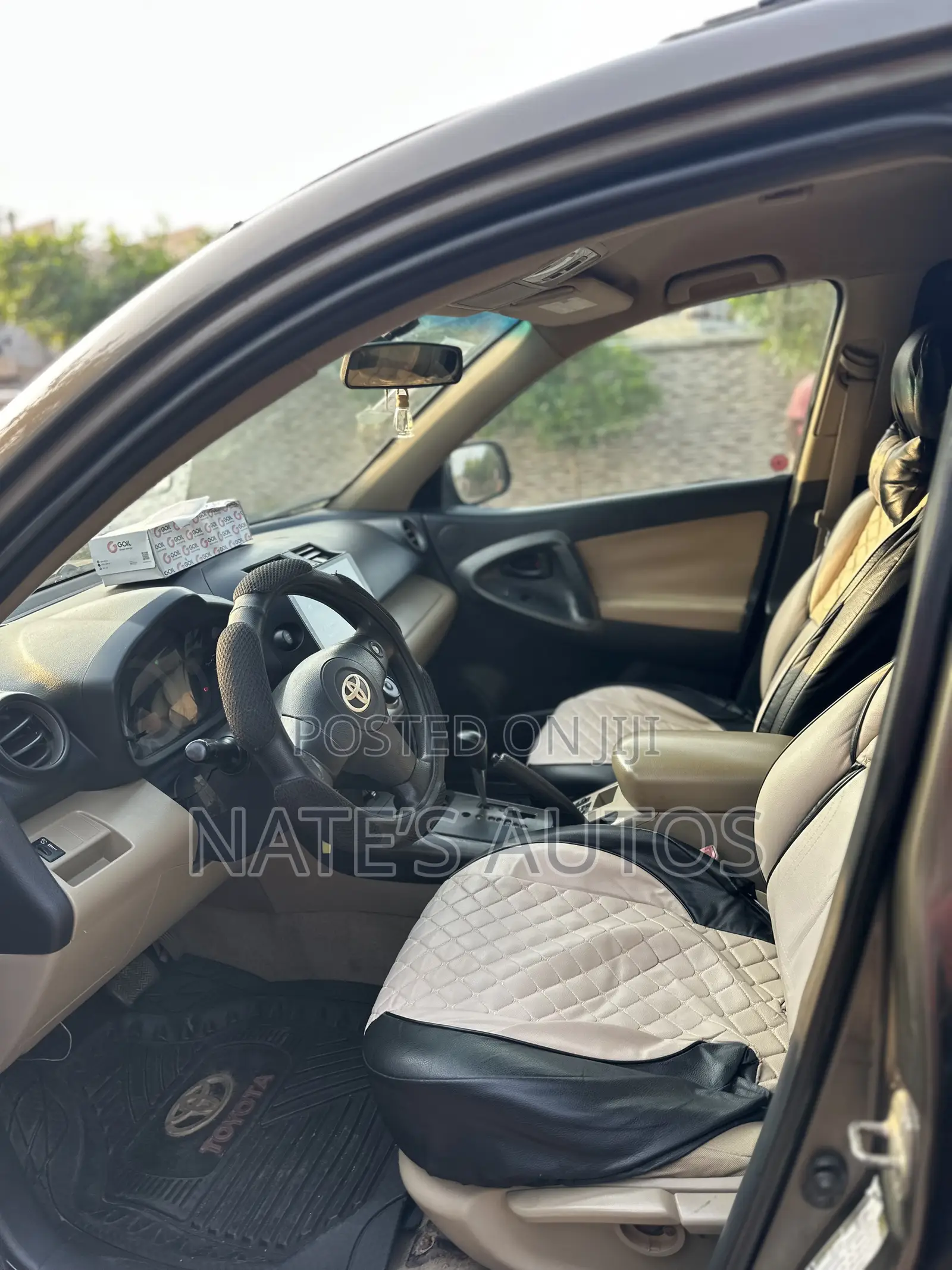 Toyota RAV4 2011 Gray