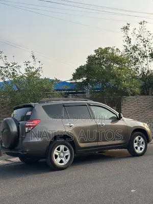 Toyota RAV4 2011 Gray