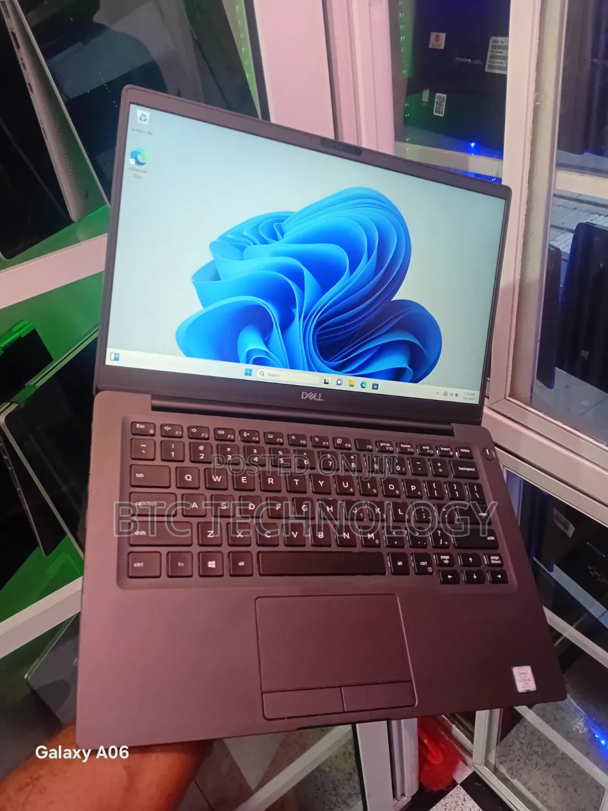 Laptop Dell Latitude 7400 8GB Intel SSD 256GB
