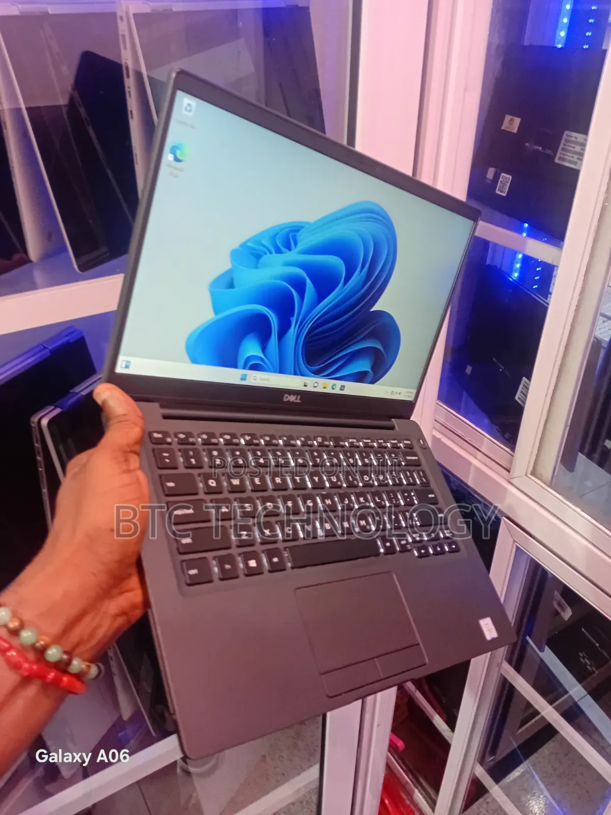 Laptop Dell Latitude 7400 8GB Intel SSD 256GB