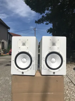 Yamaha HS8i