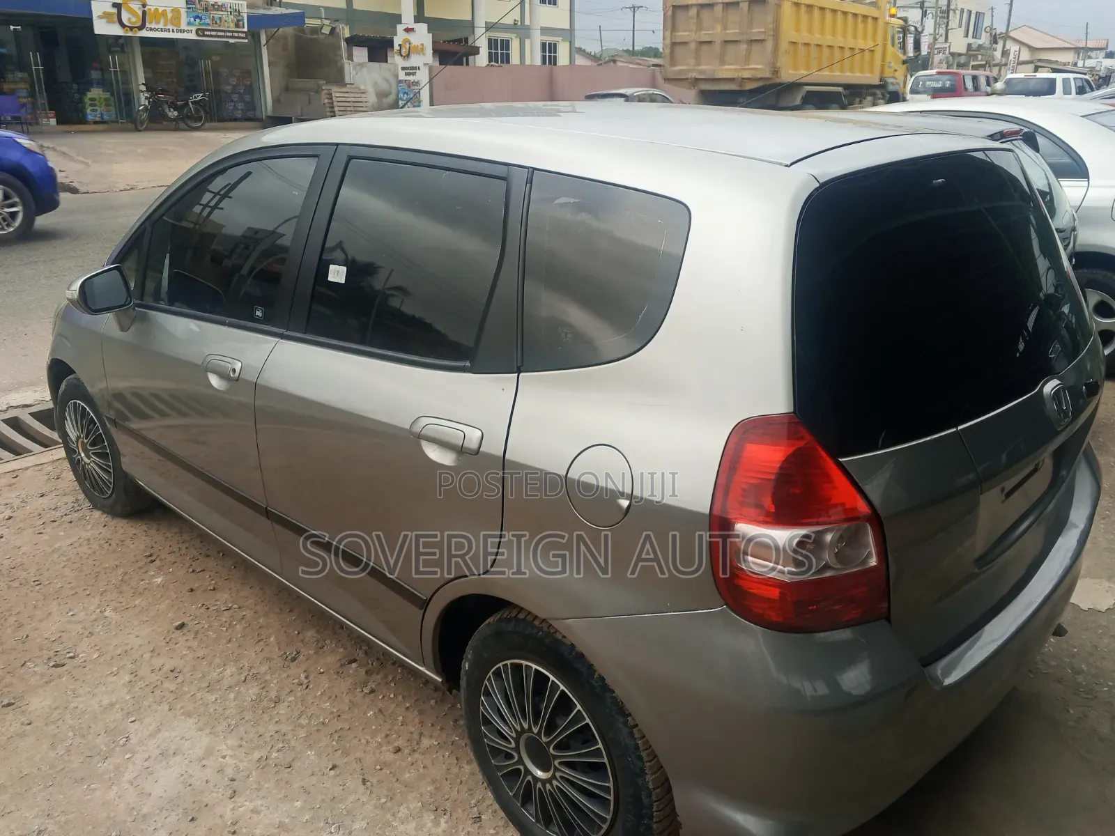 Honda Fit 2010 Gray