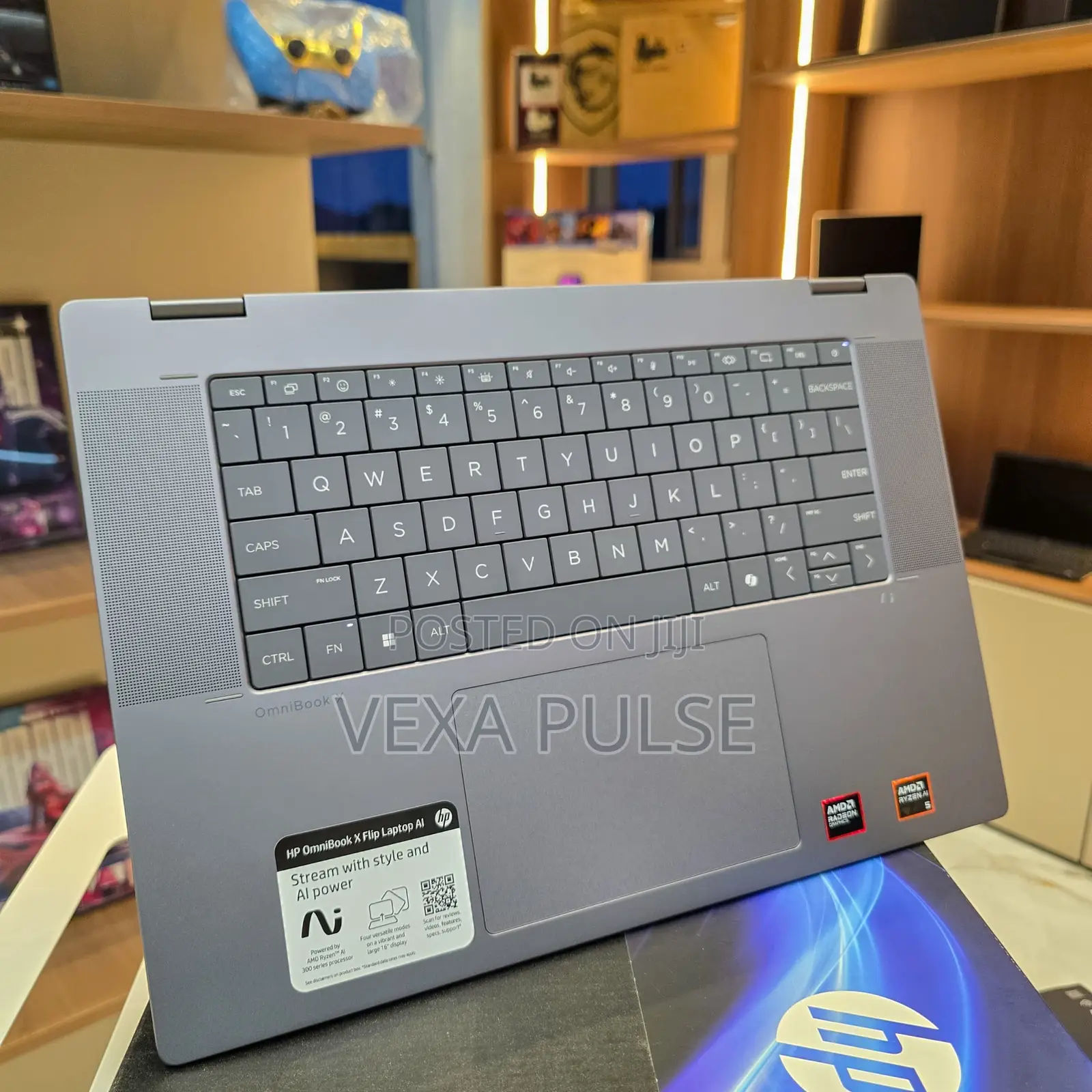 Laptop HP OmniBook X Flip 16" 16GB AMD Ryzen 5 SSD 512GB
