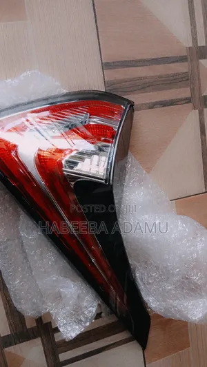 Nissan Murano Tail Light